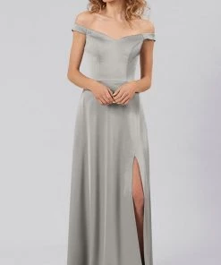 Kennedy Blue Sample Arwen Size 18 7 Kennedy Blue Sample Arwen Size 18